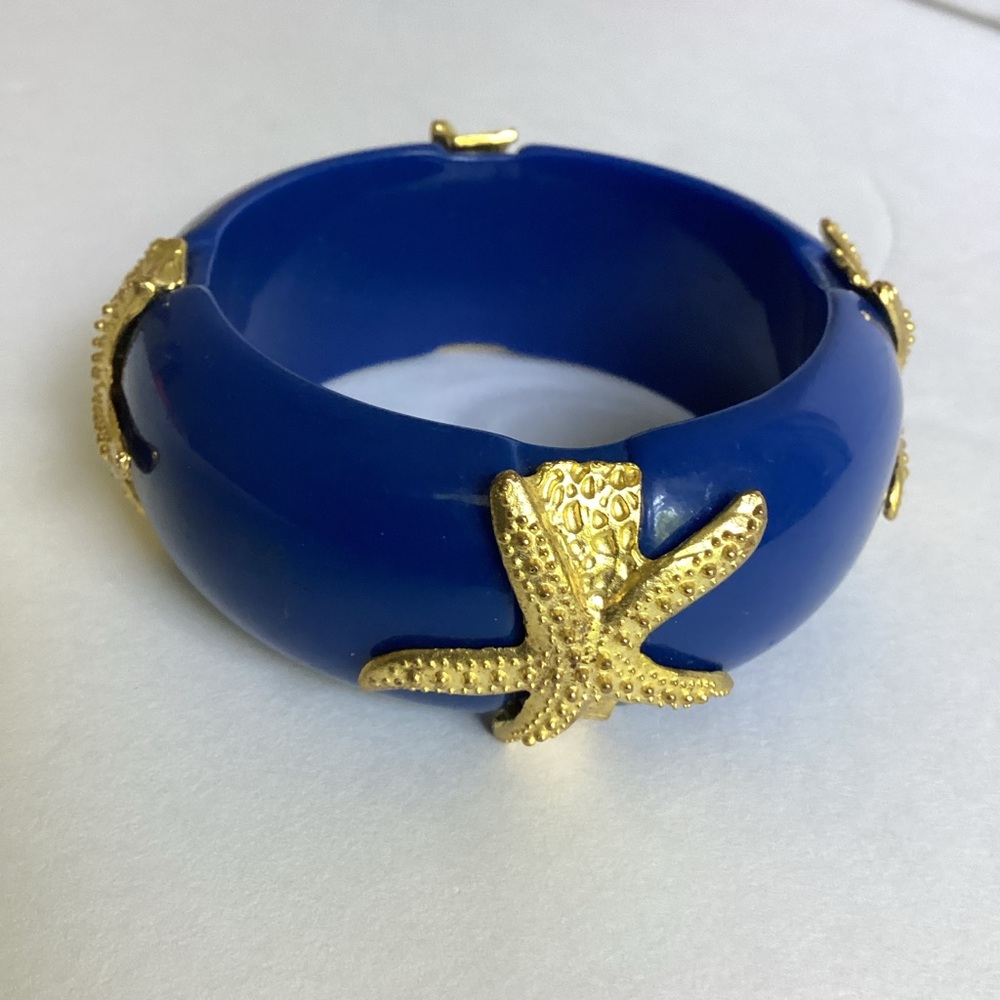 Starfish Bangle Bracelet Blue Gold Tone Chunky Coastal Summer Old Money Classic